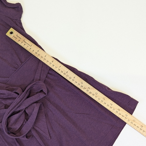 Tommy Hilfiger Flared Plum V-Neck Blouse Empire Tie-Back Waist Vintage TH Purple - Picture 8 of 12